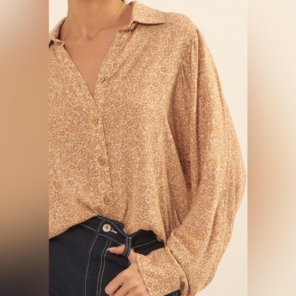 Floral Print Button-Down Blouse in Tan - MEDIUM - Picture 5 of 6